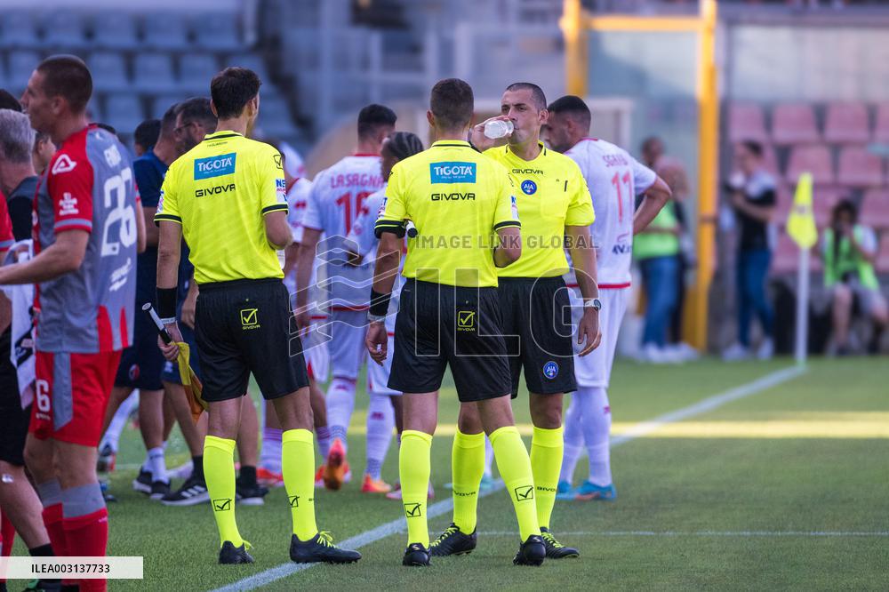 Italian football Coppa Italia match - US Cremonese vs SS Bari