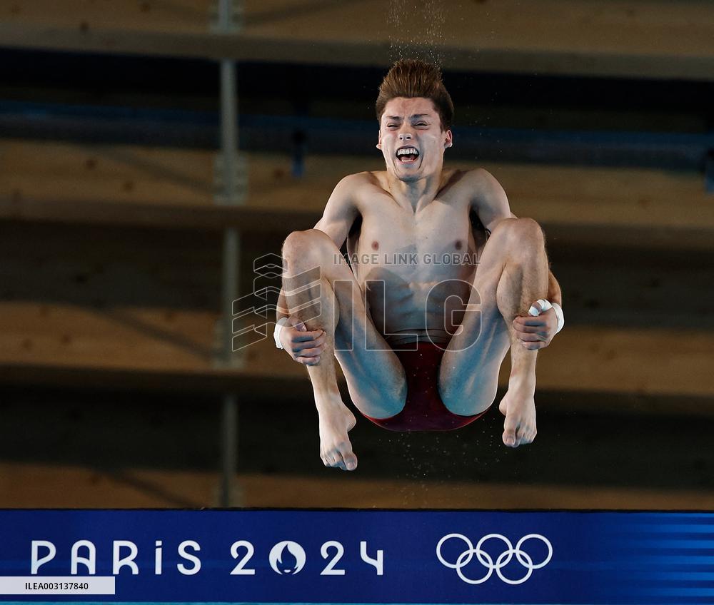 Paris 2024 - Men's Diving 10m Illustrations