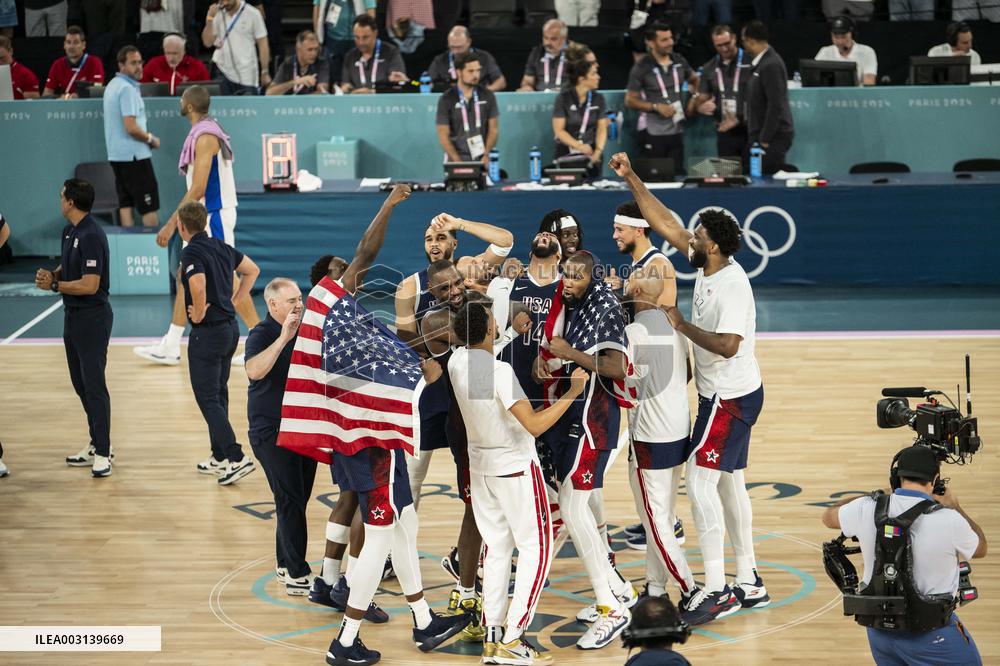 Paris 2024 - The men's Gold Medal basketball between France and USA