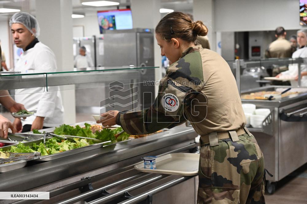 Illustration Camp Corporal Alain Minoun - Paris