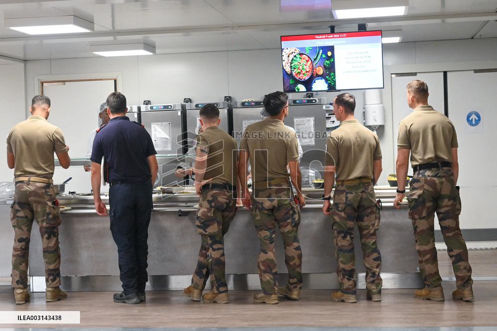 Illustration Camp Corporal Alain Minoun - Paris