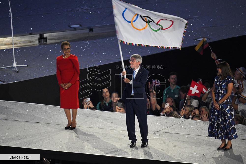 Paris 2024 - Olympic Flag Handover