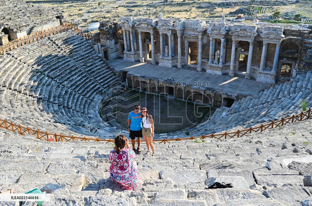 T?RKIYE-DENIZLI-HIERAPOLIS-SCENERY