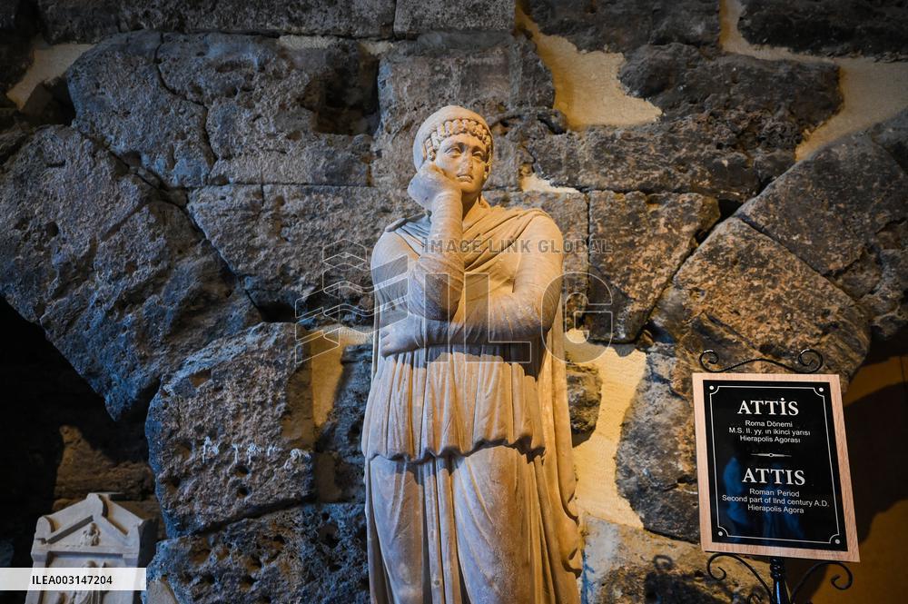 Ancient Greek City Of Hierapolis - Turkey