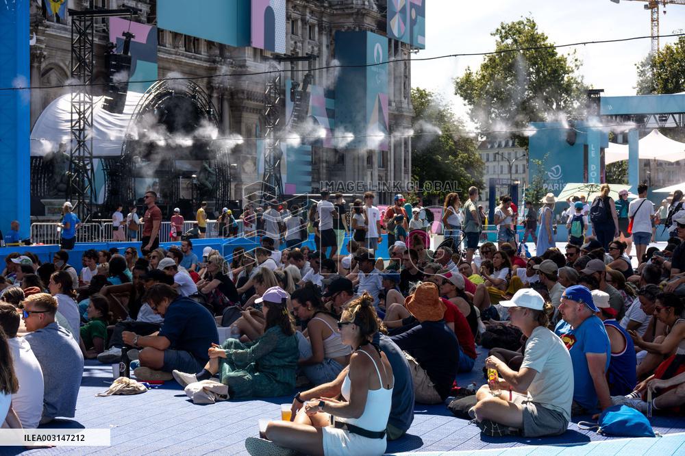 Paris 2024 - Terrasse Of Hotel de Ville