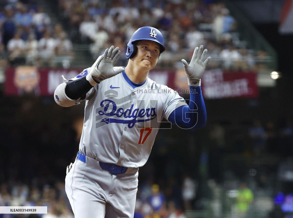 Baseball: Dodgers vs. Brewers
