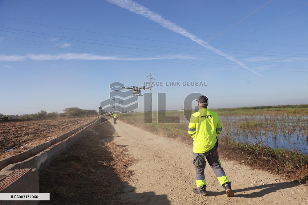 Drone Deployed To Fight Mosquitoes And West Nile Virus - Spain