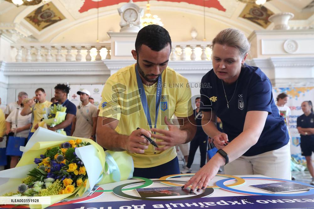 Team Ukraine athletes come home from Paris 2024 Olympics