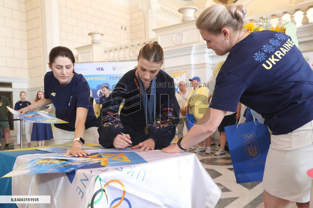 Team Ukraine athletes come home from Paris 2024 Olympics