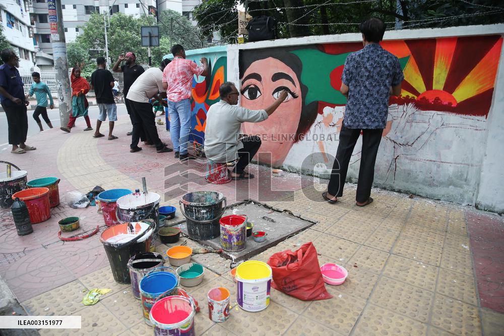 Students Paint New Graffiti - Dhaka