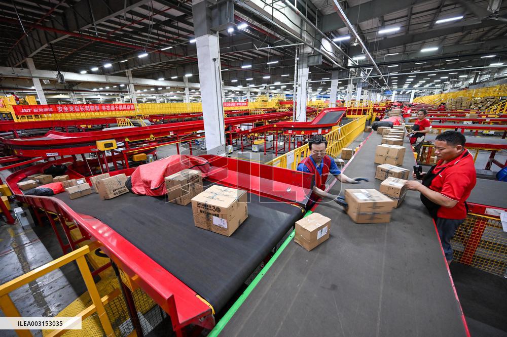 China Express Business Volume