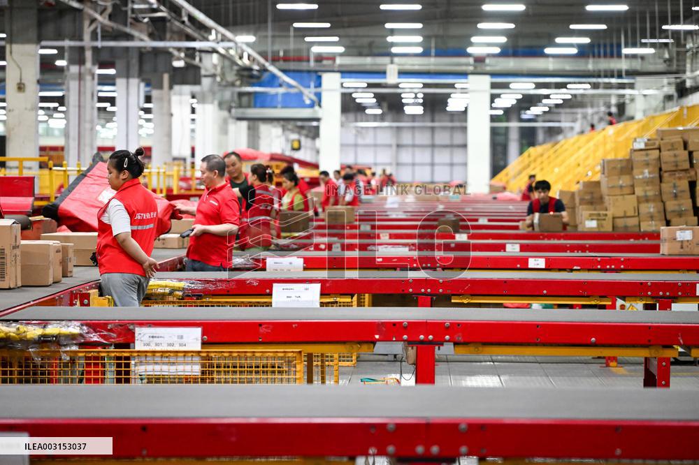 China Express Business Volume