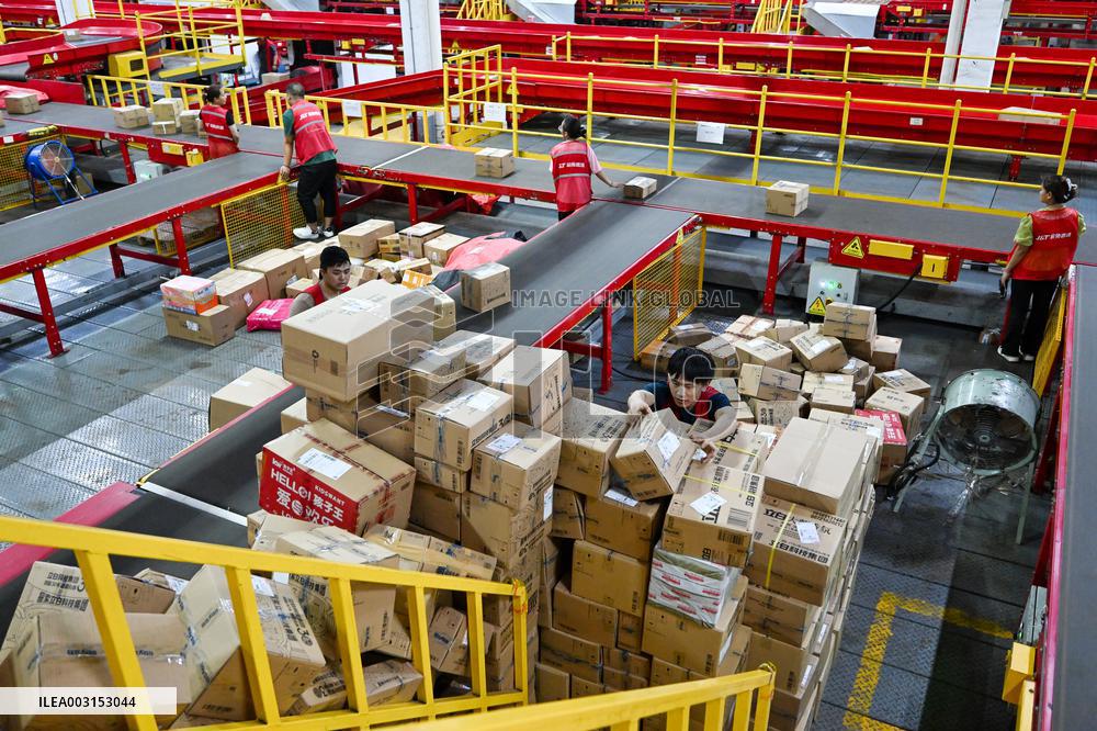 China Express Business Volume