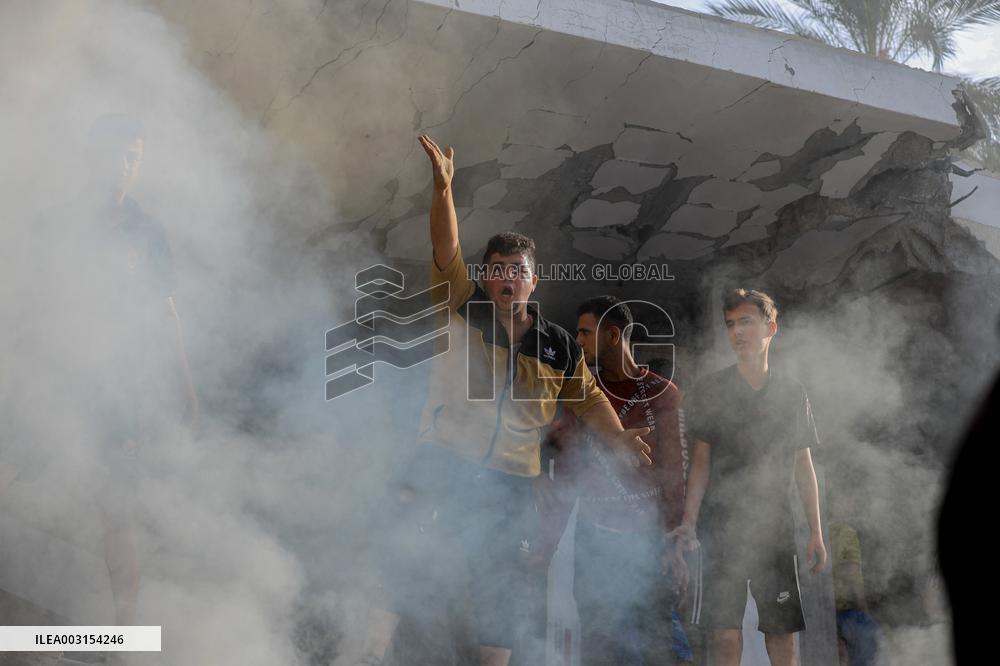 Files - Israeli Air Airstrikes In Khan Yunis - Gaza