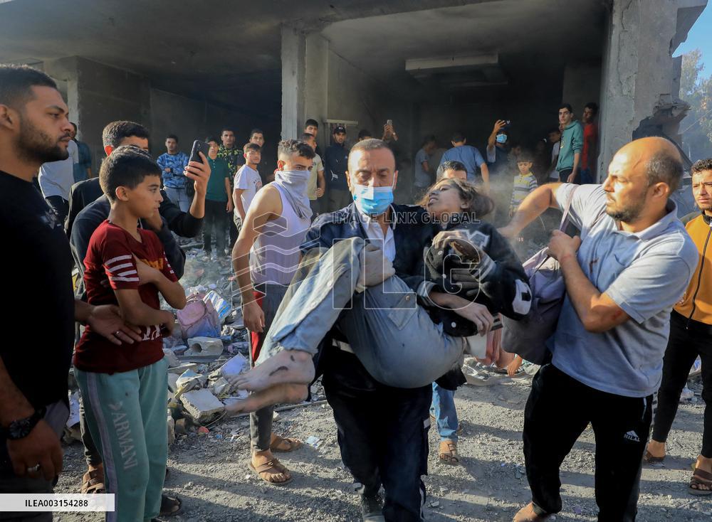 Files - Israeli Air Airstrikes In Khan Yunis - Gaza