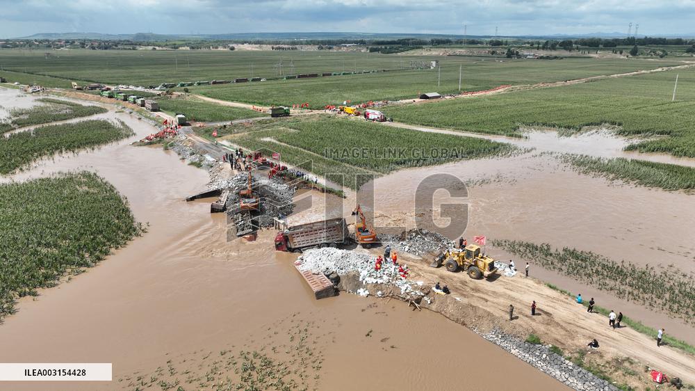 Dike Breach Repair - China