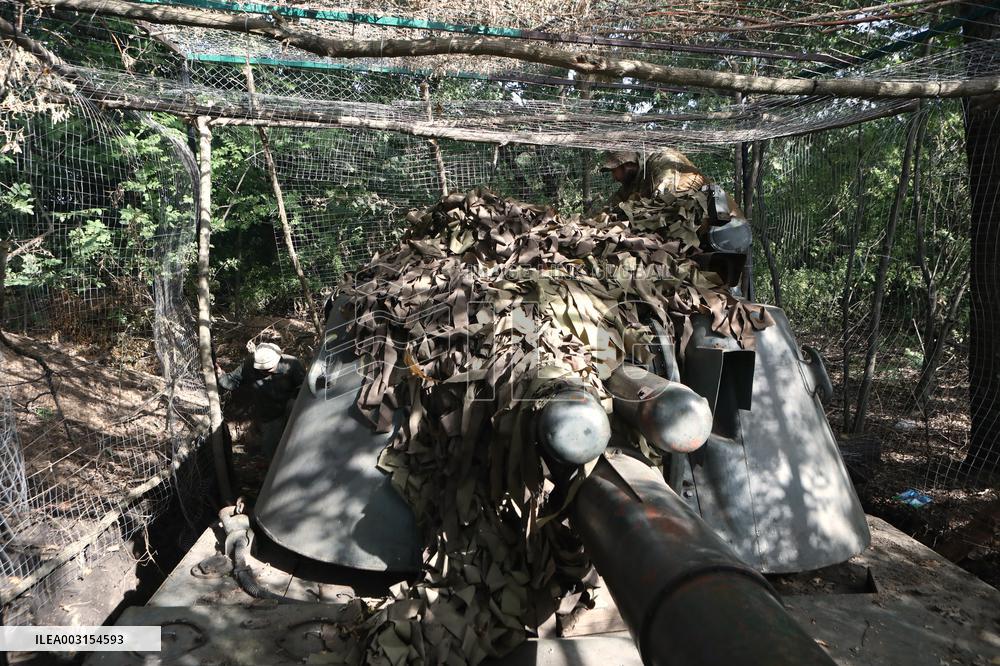 Gunners of Ukraines 30th Mechanized Brigade