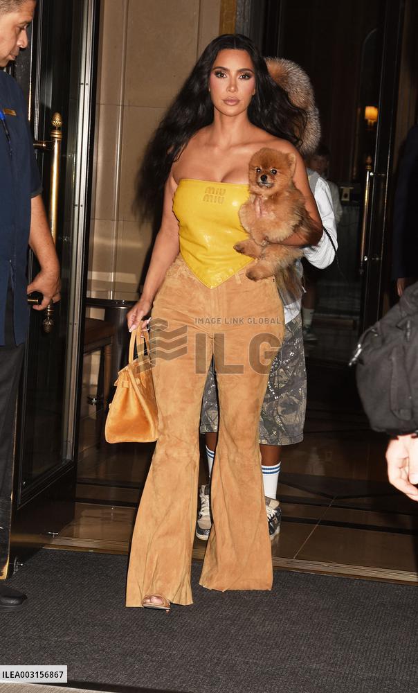 Kim Kardashian Leaves Her Hotel - NYC