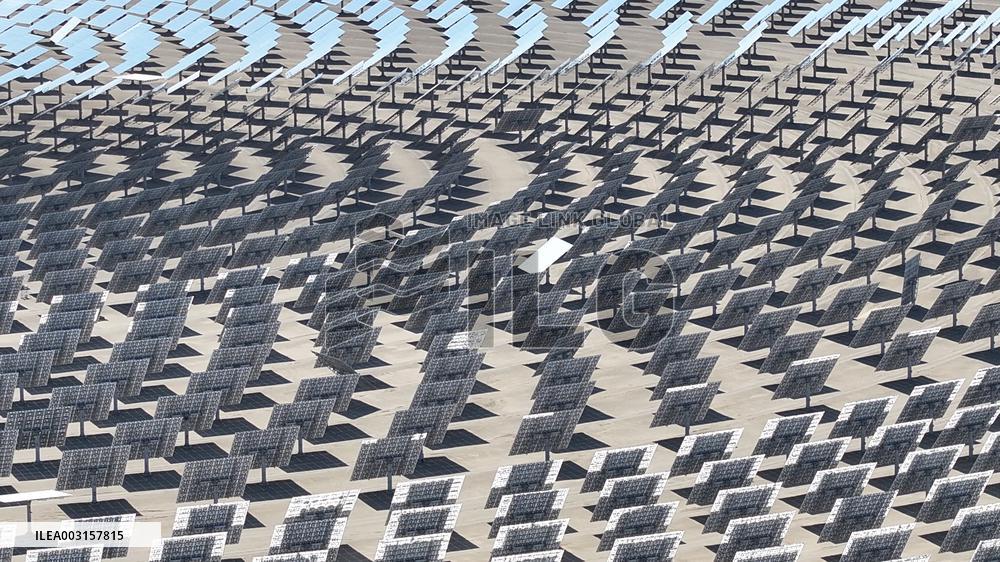 Dunhuang 100 MW Molten Salt Tower Solar Thermal Power Station