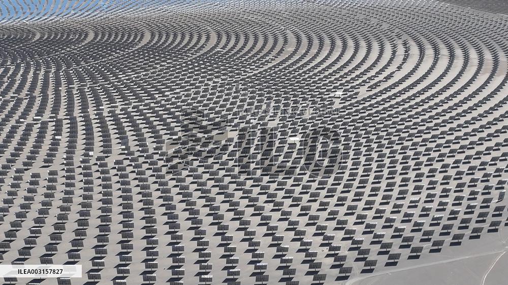Dunhuang 100 MW Molten Salt Tower Solar Thermal Power Station