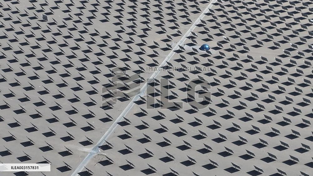 Dunhuang 100 MW Molten Salt Tower Solar Thermal Power Station
