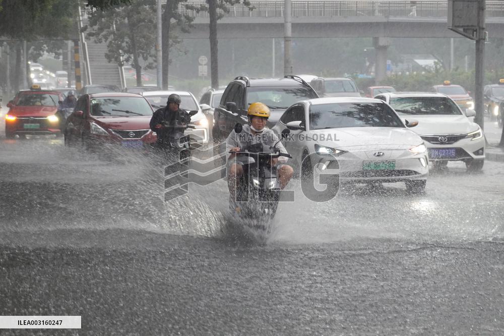 Sudden Rain Hit Beijing