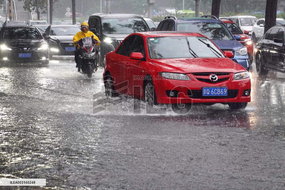 Sudden Rain Hit Beijing
