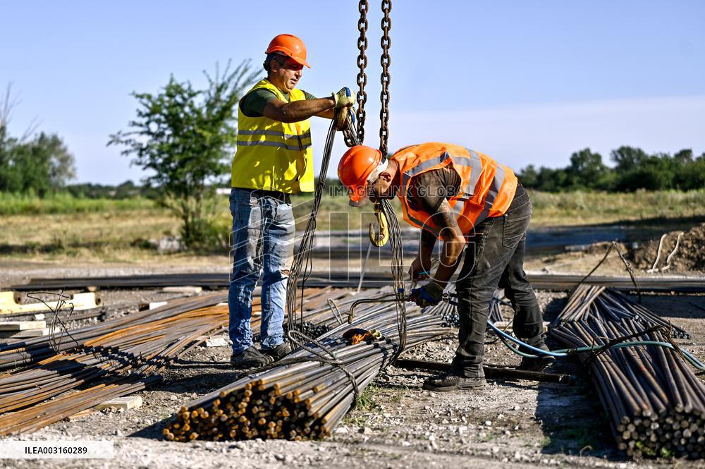 Construction of underground school in Zaporizhzhia region