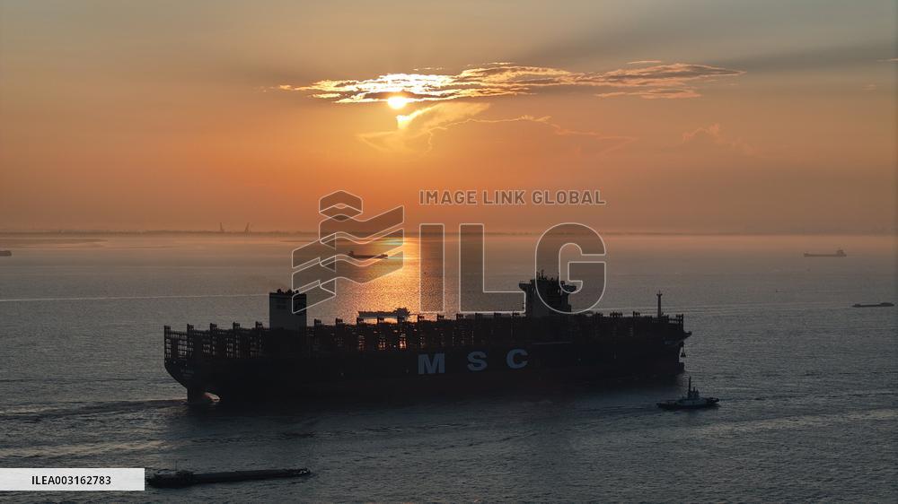 MSC SIMONA Container Ship Trial Voyage on The Yangtze River