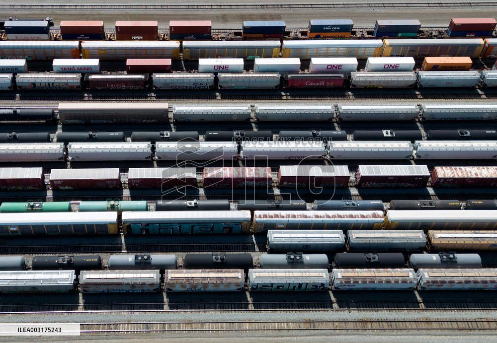 Canada-Wide Freight Rail Stoppage Looms