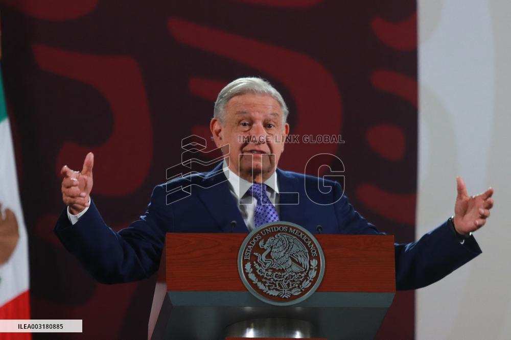 Andres Manuel Lopez Obrador Briefing - Mexico City