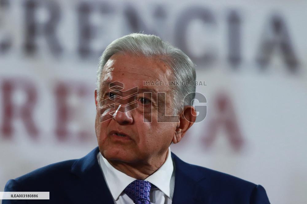 Andres Manuel Lopez Obrador Briefing - Mexico City