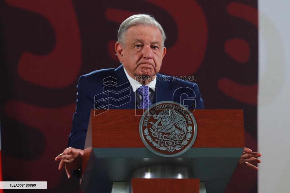 Andres Manuel Lopez Obrador Briefing - Mexico City