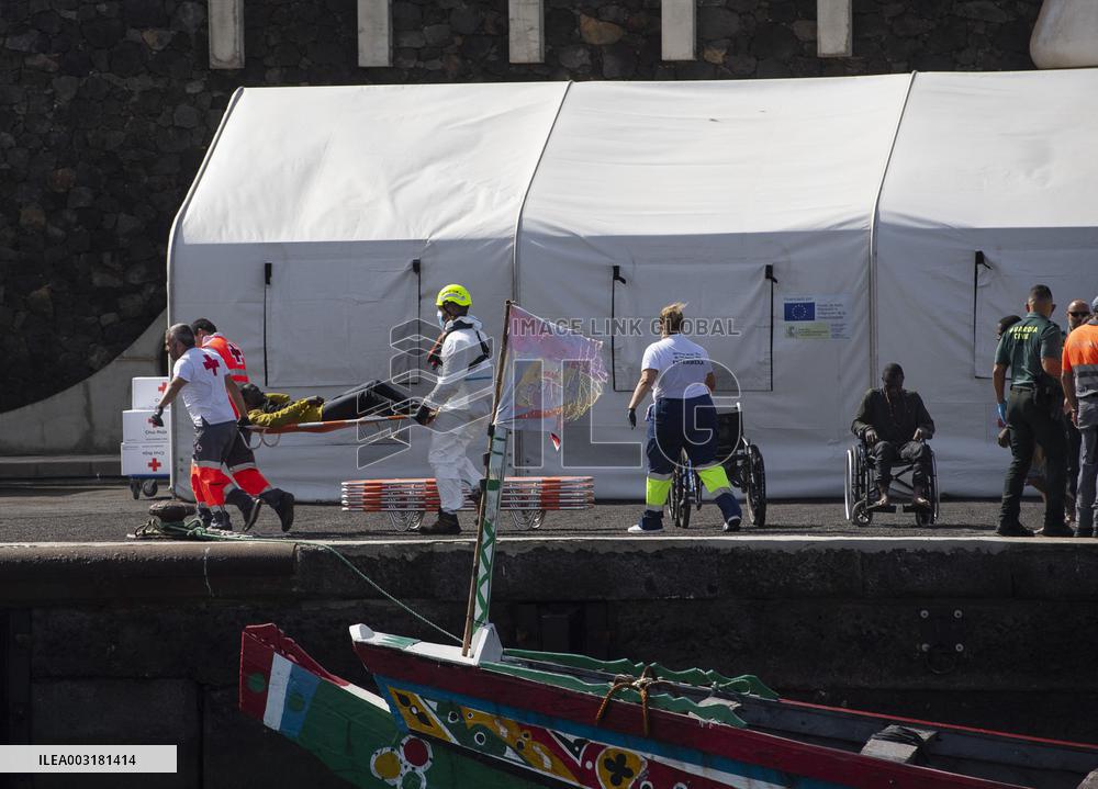 Two New Cayucos Arrive At The Port Of La Restinga - Spain
