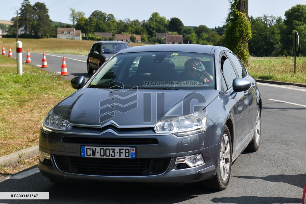 Rosalie van Breemen At Delon's Estate - Douchy