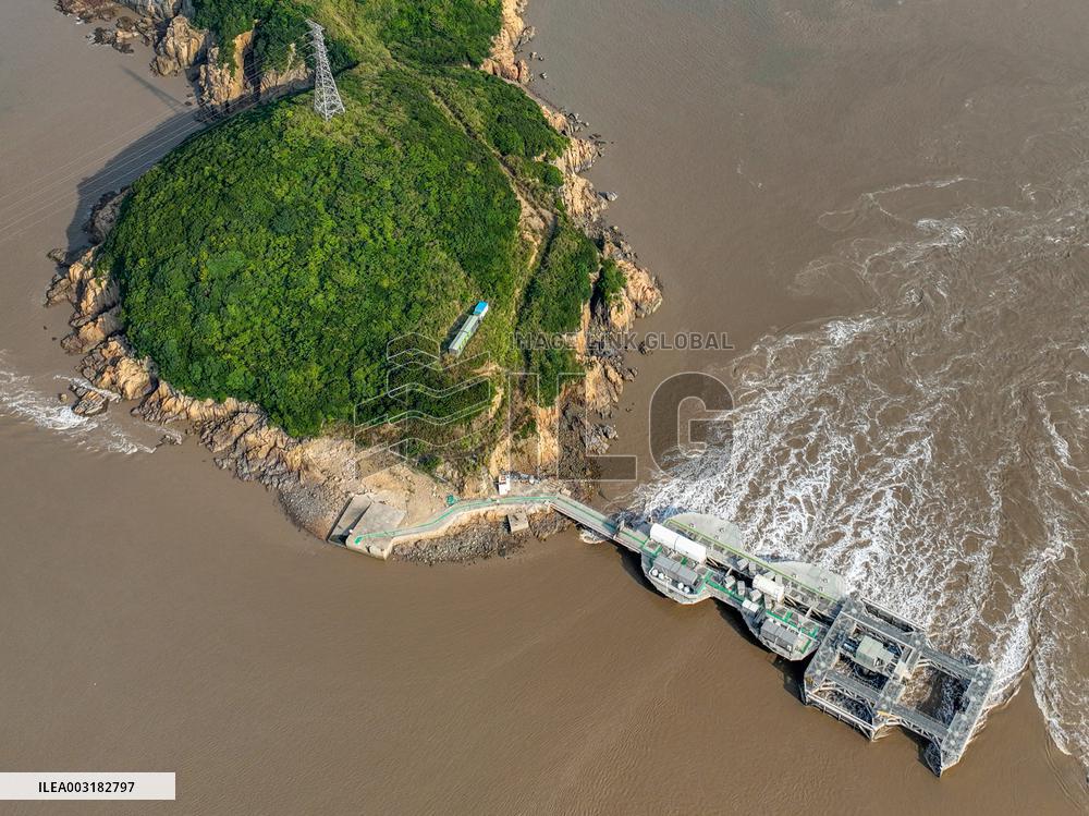 World's Largest Megawatt Tidal Current Power Generator Unit LHD1600 Endeavour