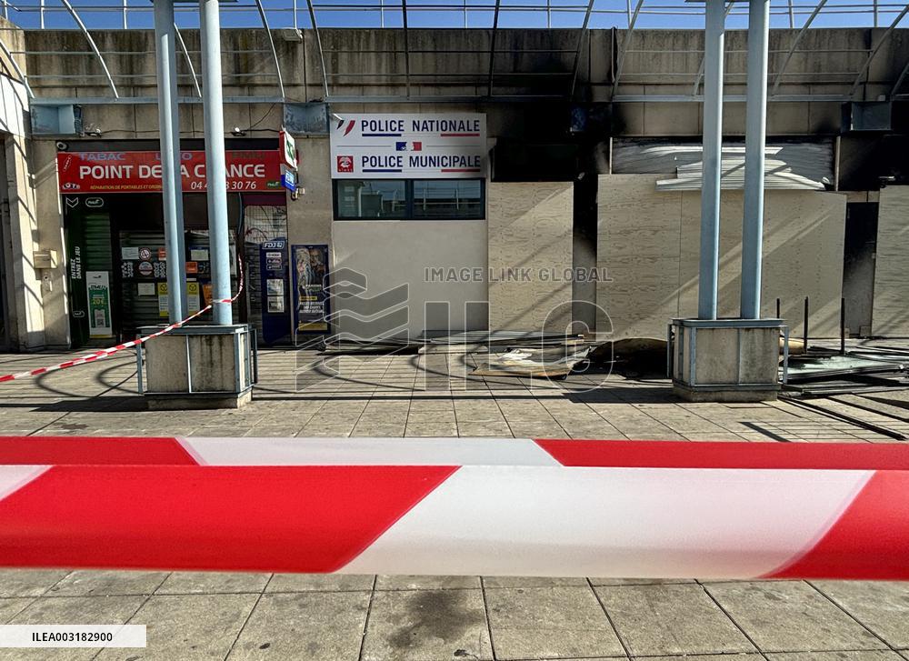 Police Station Closed After Blaze - Nimes