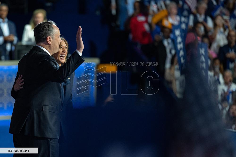 Kamala Harris Accepts Democratic Nomination - Chicago