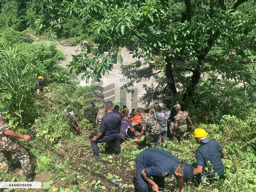 14 Dead After Indian Vehicle Falls Into River - Nepal