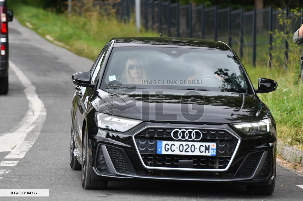 Rosalie van Breemen At Delon's Estate - Douchy