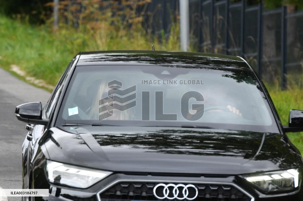 Rosalie van Breemen At Delon's Estate - Douchy