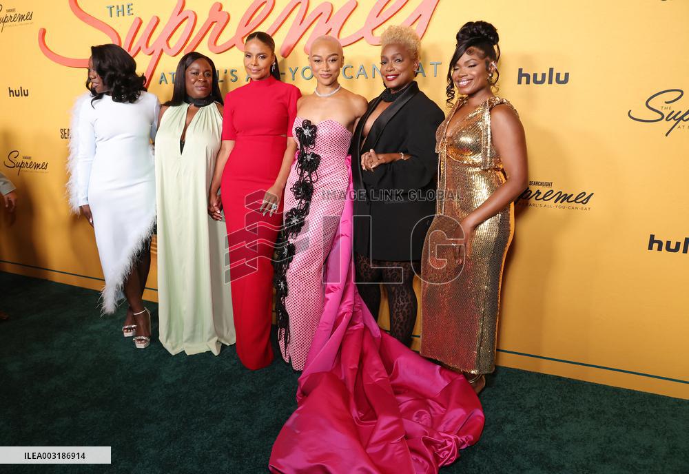 The Supremes At Earl's All-You-Can-Eat Premiere - LA