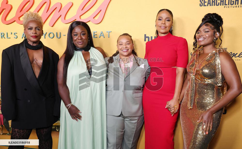 The Supremes At Earl's All-You-Can-Eat Premiere - LA