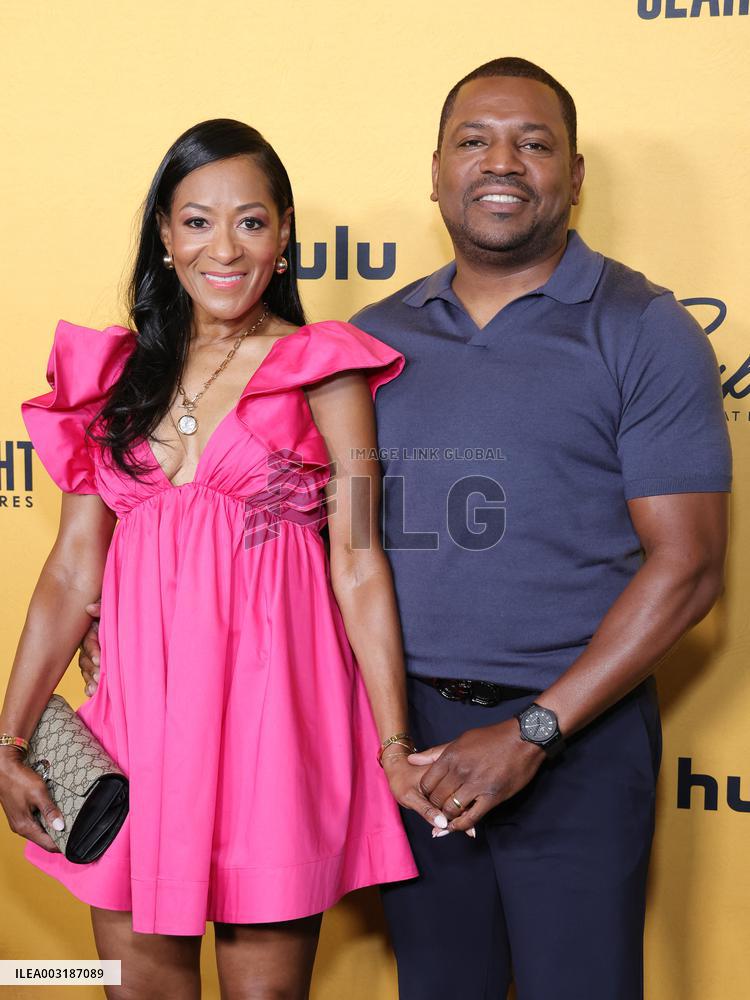 The Supremes At Earl's All-You-Can-Eat Premiere - LA