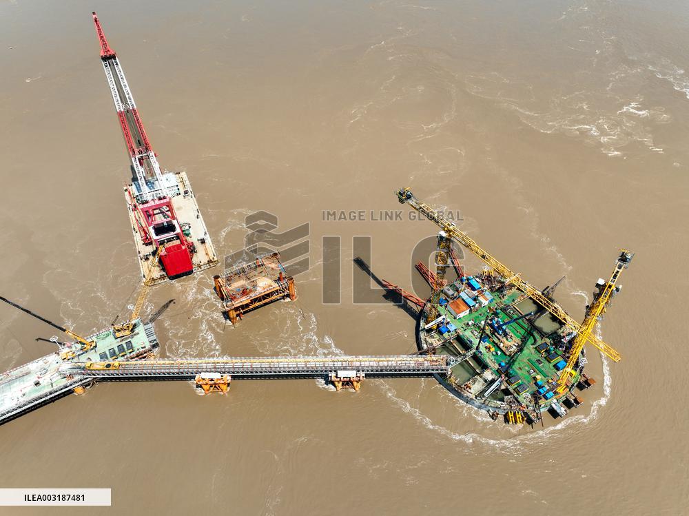 Most Difficult Engineering And Technical Super Cross-sea Project Construction in Zhoushan