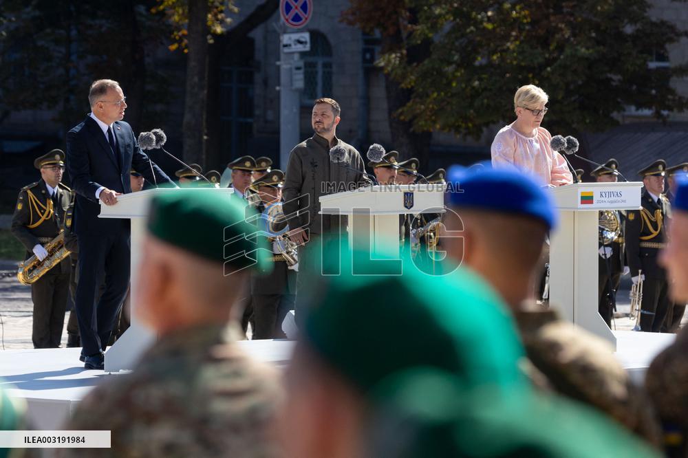 Zelensky Marks 33rd Independence Day - Kyiv