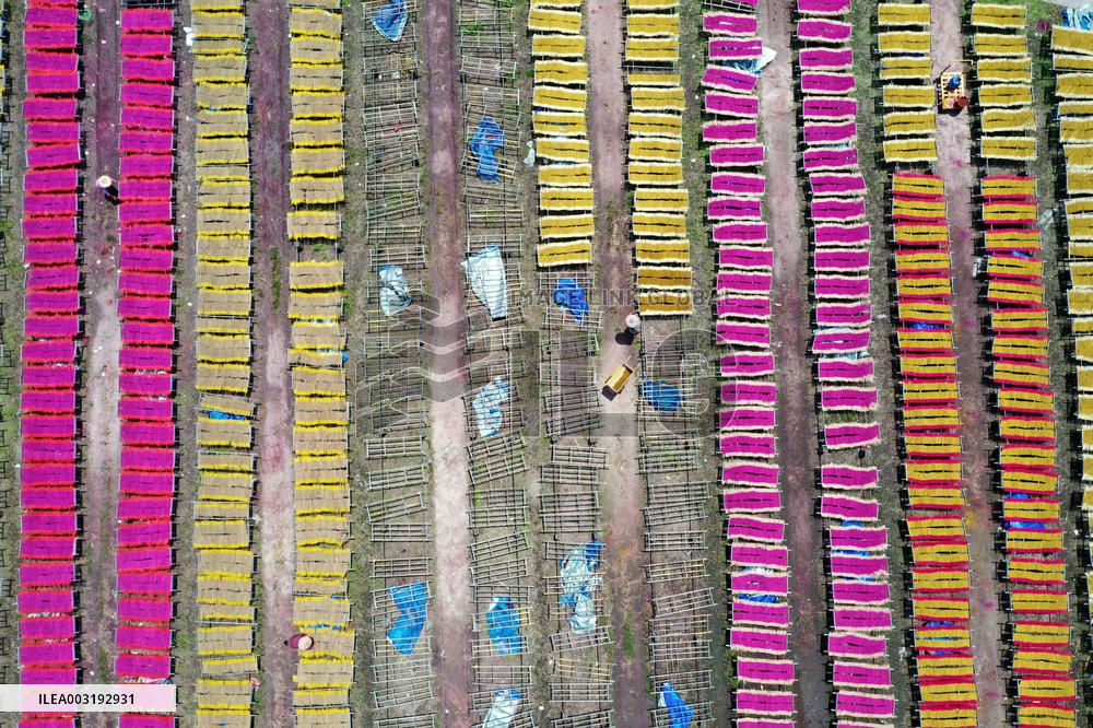 A Fragrance Making Enterprise in Quanzhou