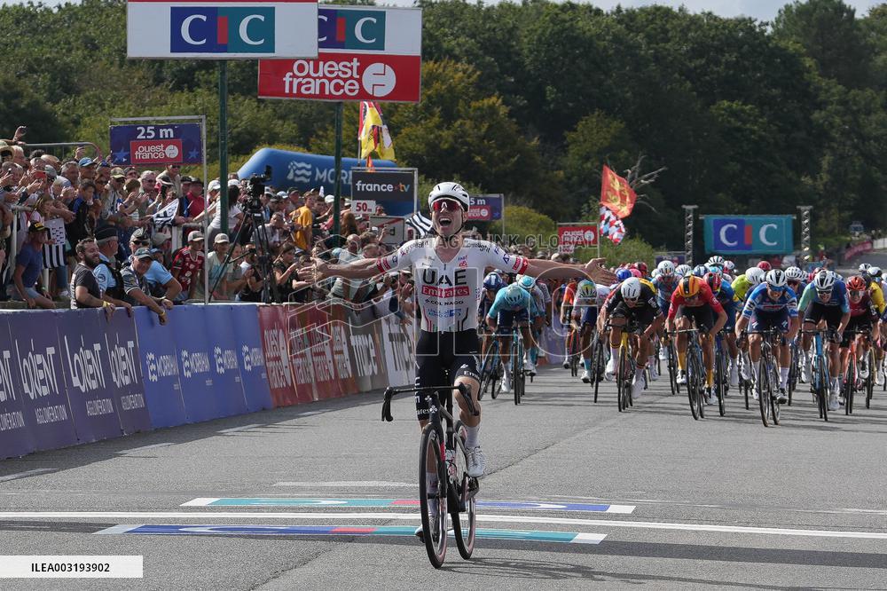 Cycling - Marc Hirschi Wins Bretagne Classic