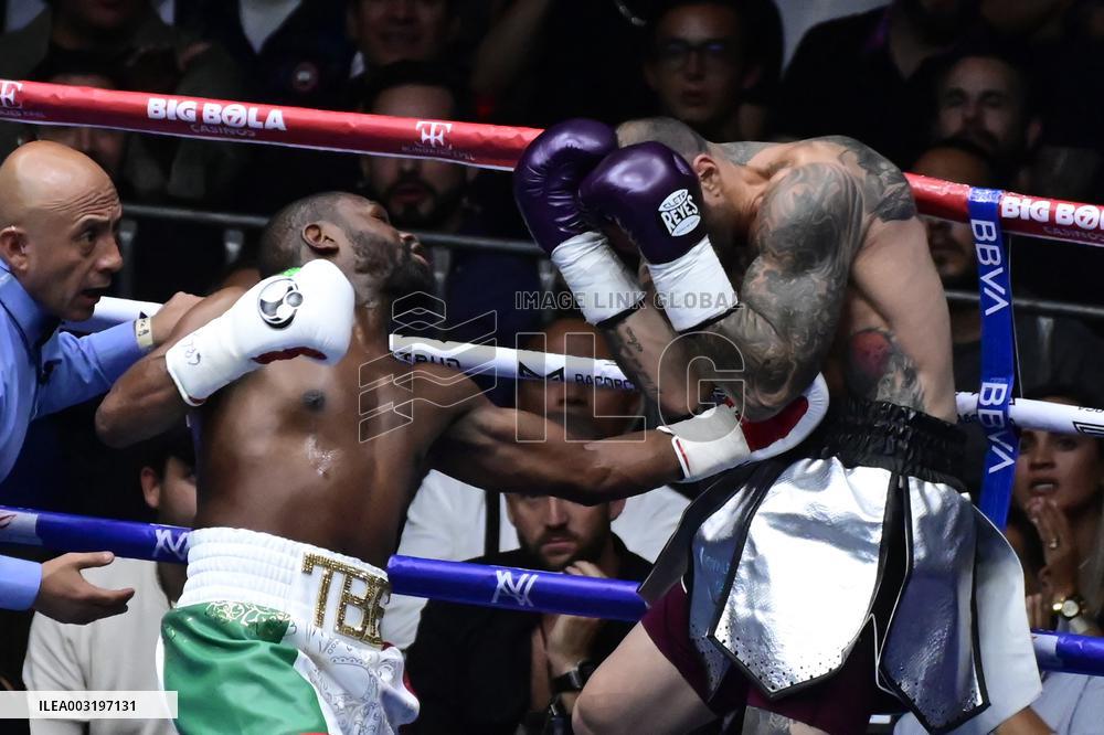 Floyd Mayweather v John Gotti III - Mexico City