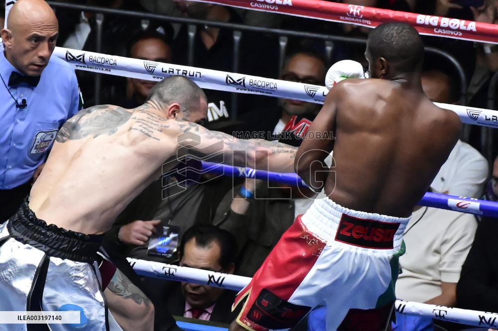 Floyd Mayweather v John Gotti III - Mexico City